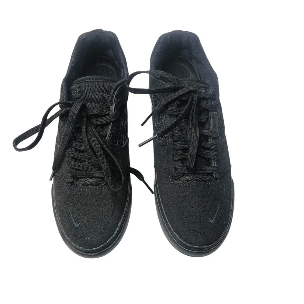 Nike SB Ishod Wair Mens 4 Black Skateboarding Shoes Triple‎ Black Low Top Suede